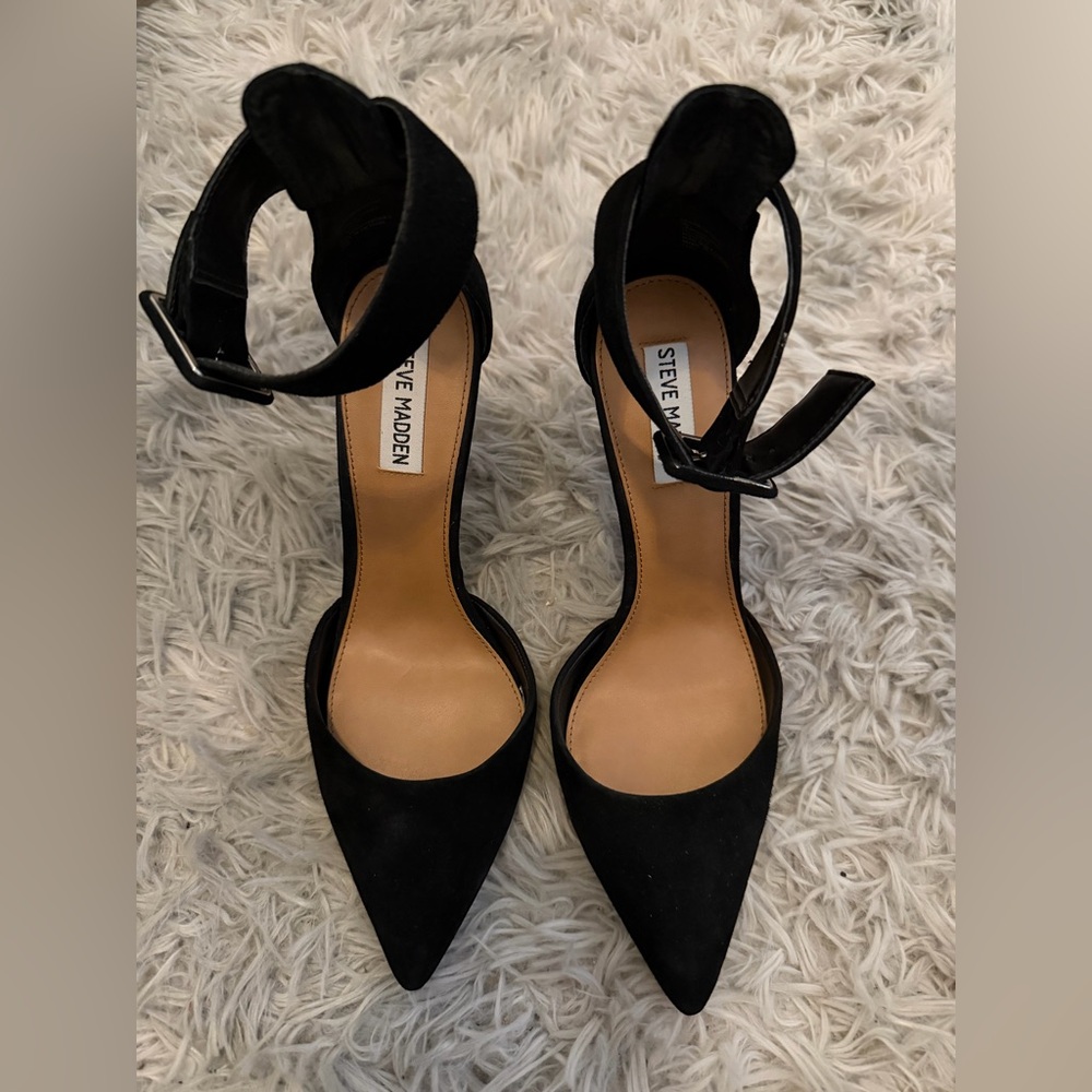Steve Madden Black Suede Heels